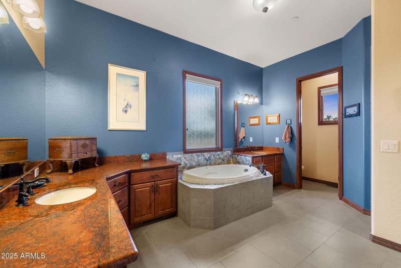 33-Primary Bathroom (1)