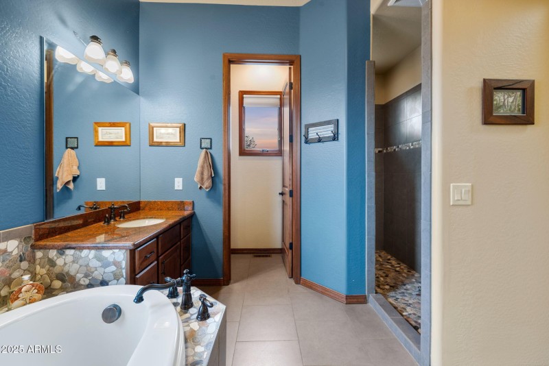 35-Primary Bathroom (3)