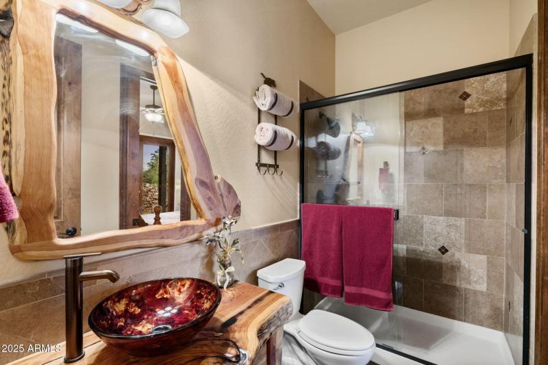 40-Bathroom 2