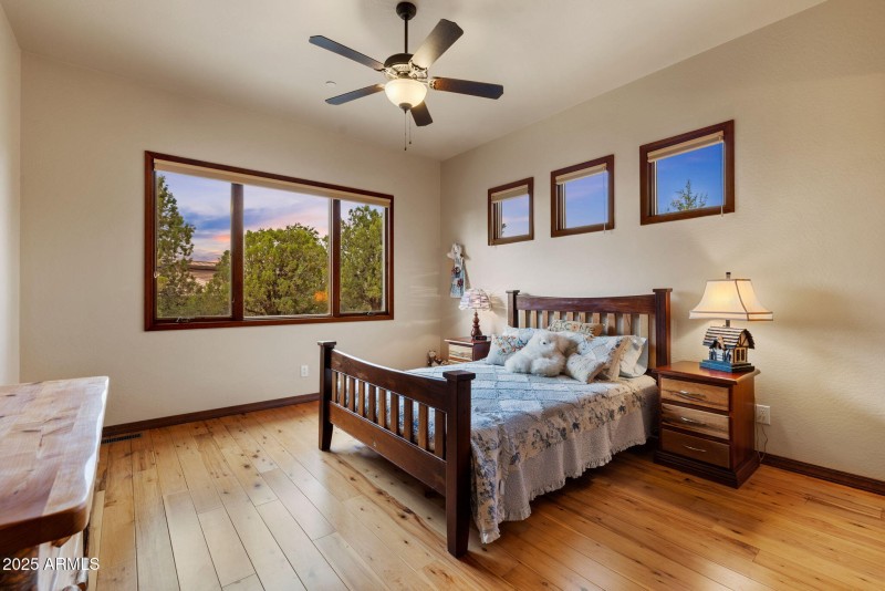 41-Bedroom 3 (1)