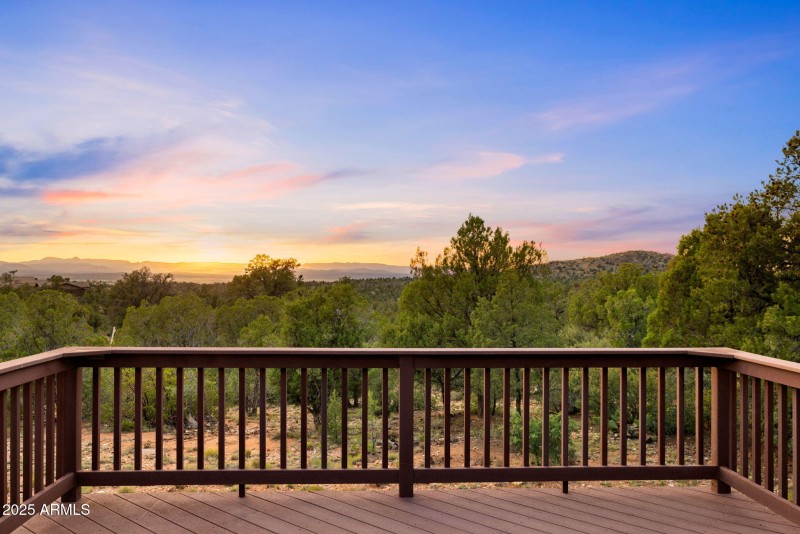55-Deck View