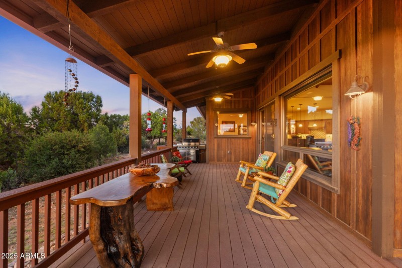 59-Back Deck (4)
