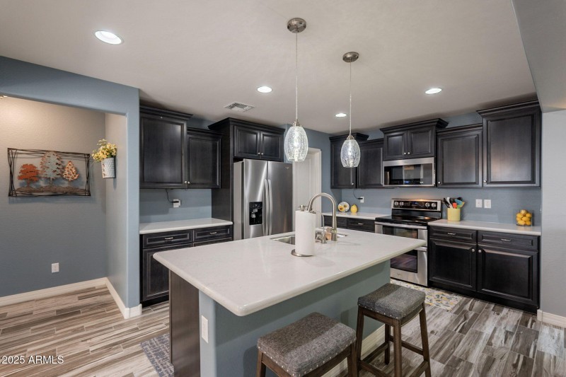 Open Kitchen with island and eat up area