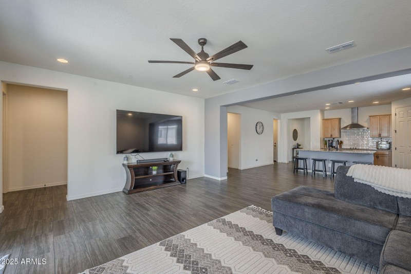 8-web-or-mls-Medlock-8
