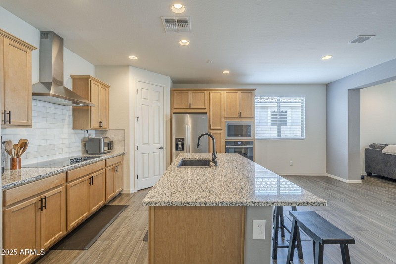 14-web-or-mls-Medlock-14