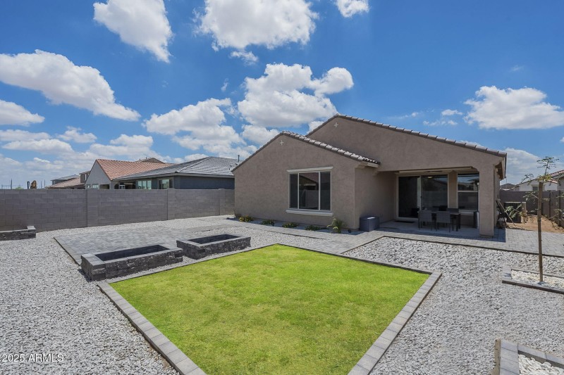 44-web-or-mls-Medlock-44