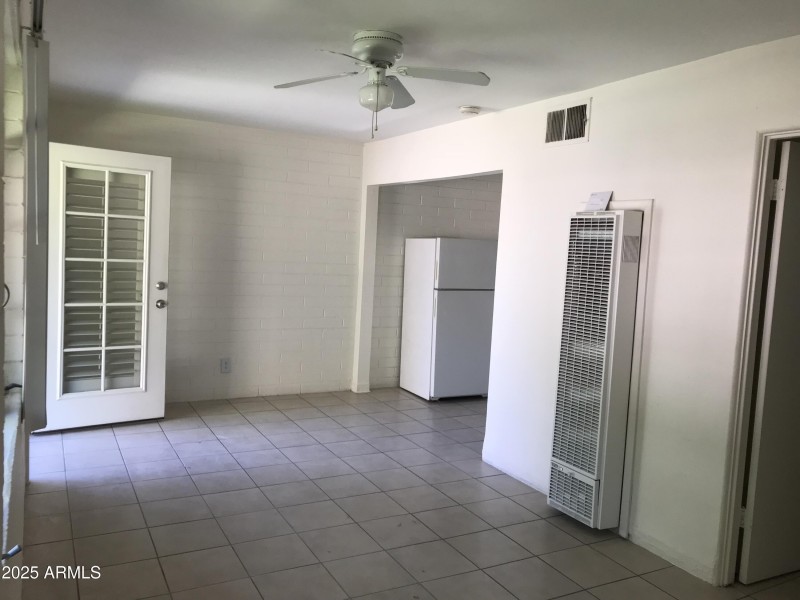 740 E Maryland 3 - Living Area