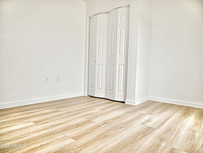 Bedroom 4 closet