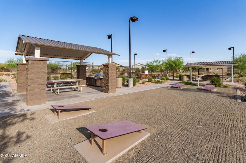 Community cornhole