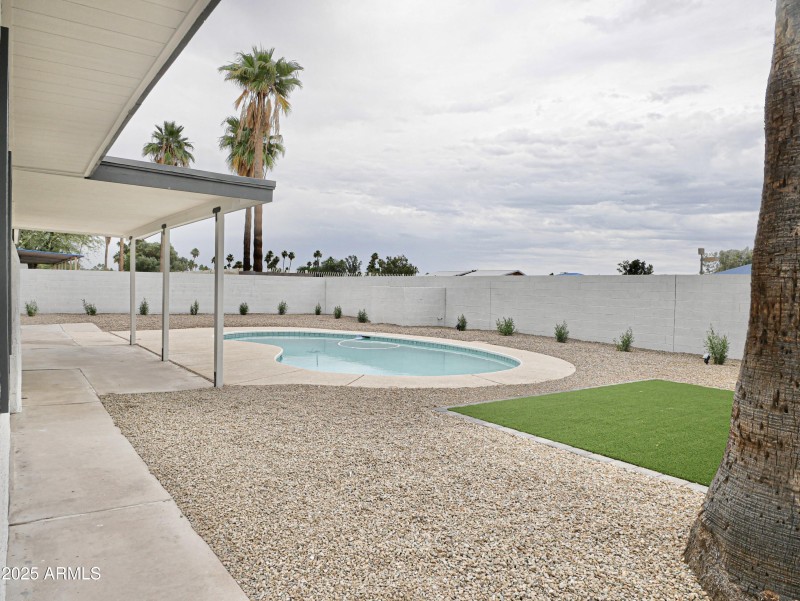 Pool 6