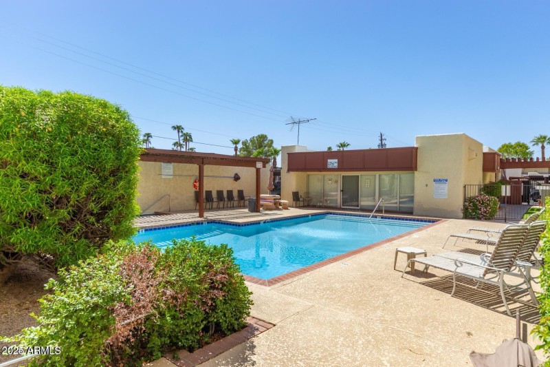 Fairmont Pool