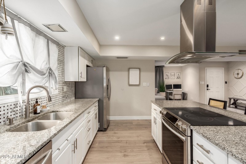 13 Grandview