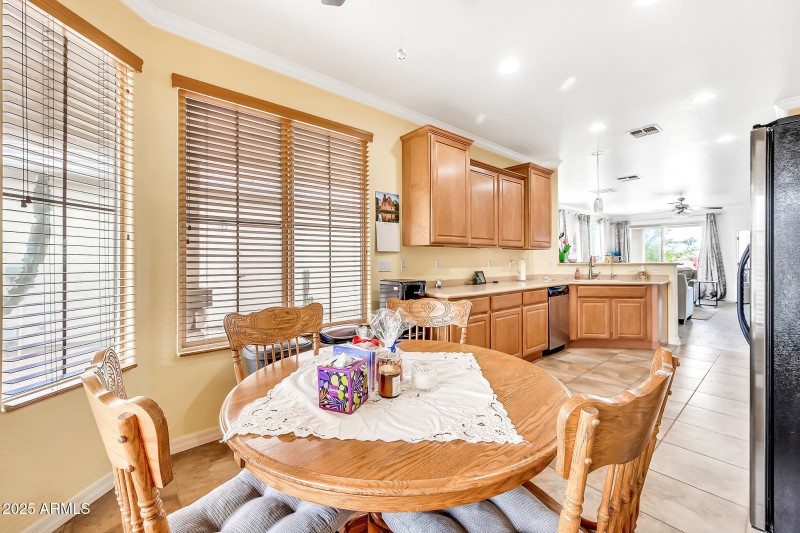 660 W Twin Peaks Pkwy-9_(2048)