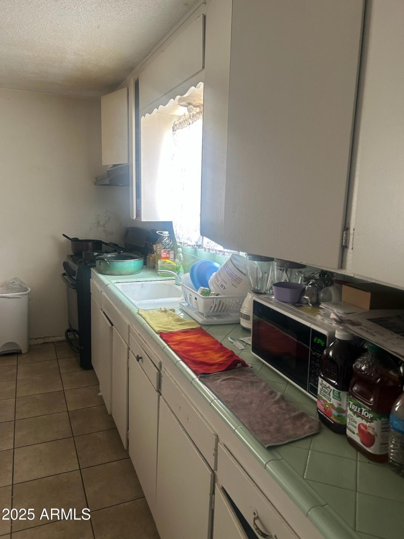 726 Unit B - Interior 4