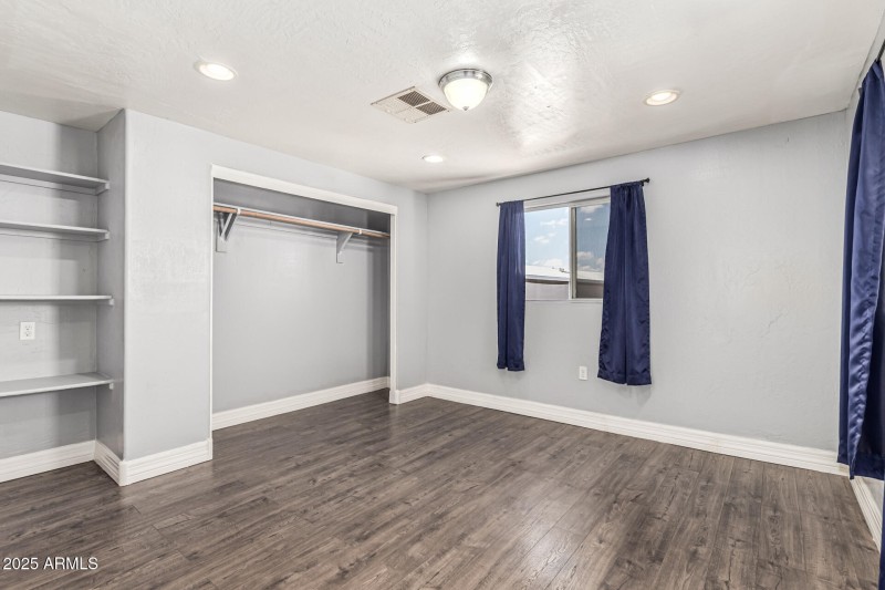 18 Polk
