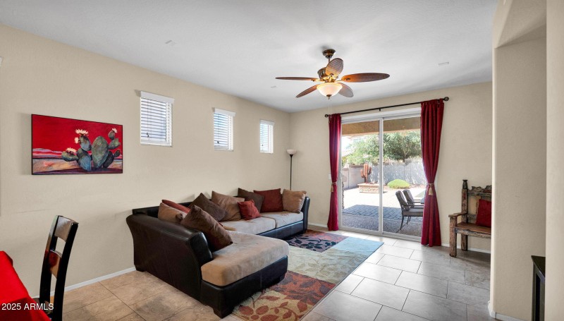 11-web-or-mls-P1073138
