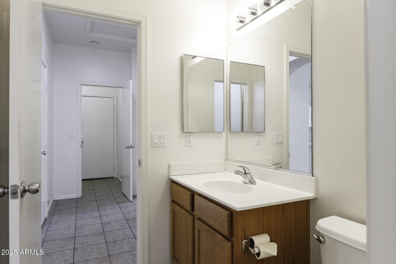 Jack & Jill Bath View 2