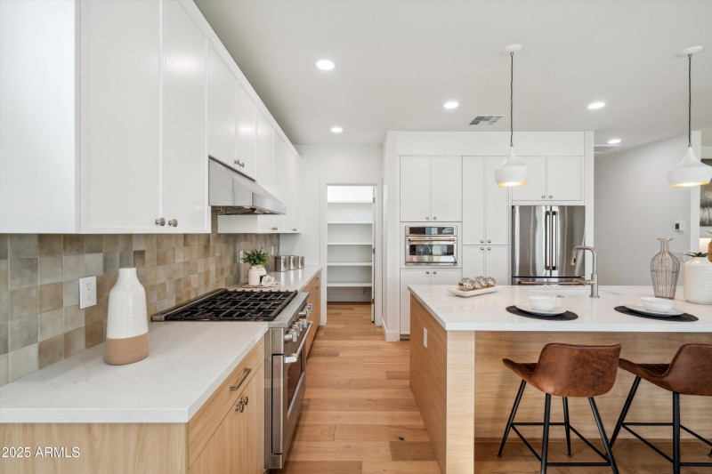 14-Kitchen