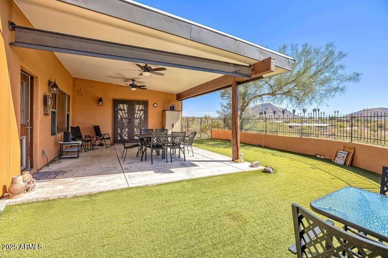 FUNSTON BACKYARD PATIO 2