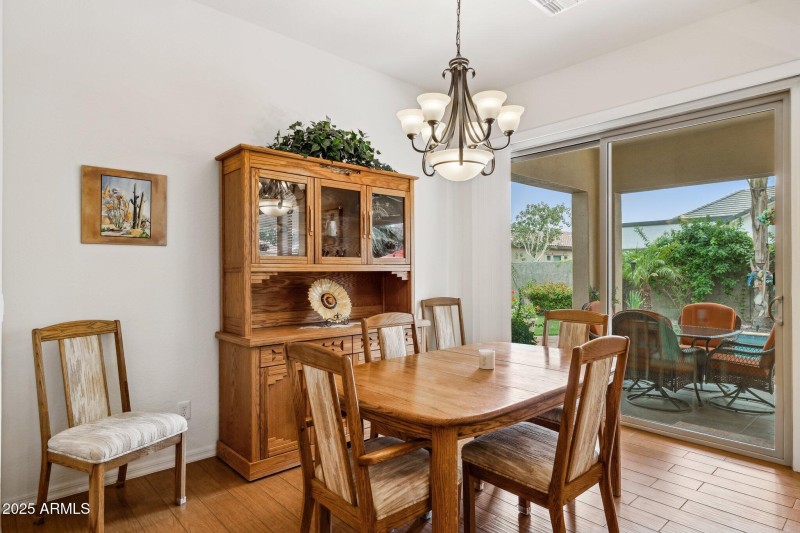 Dining Room w/Backyard Access