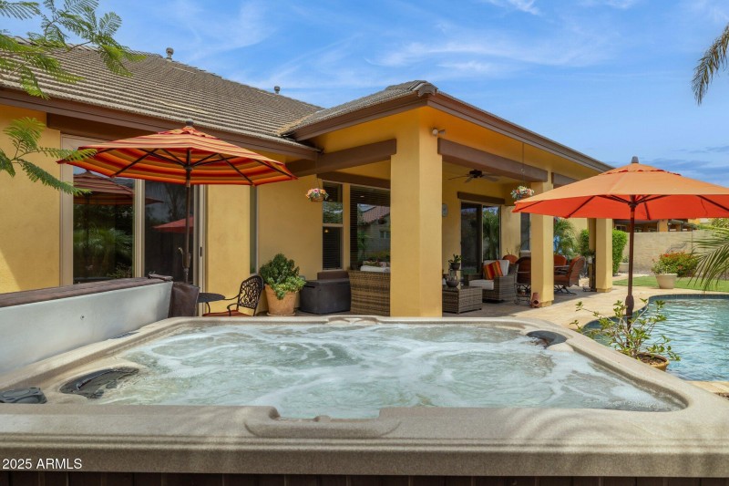 Acrylic Spa - Perfect for Anytime!