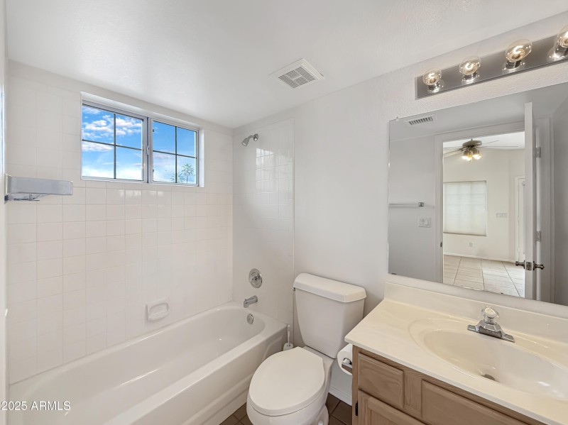 Casita Bathroom
