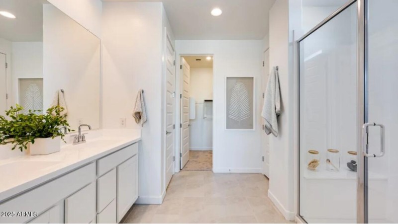 Owners Bath
