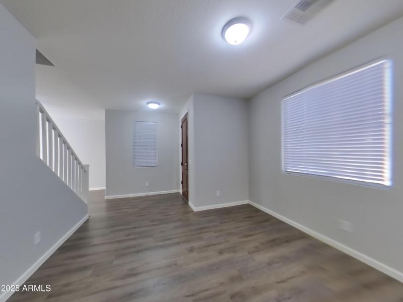 4_pc_lNgpIHN4kP_IDqjgryfXK_layout_1