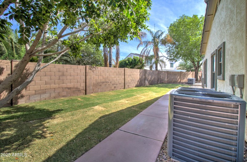 10402 E Javelina Ave-10
