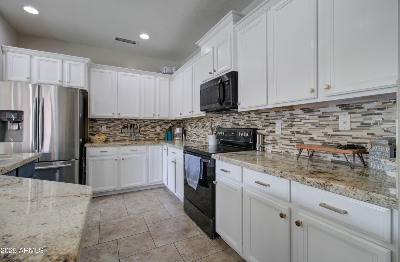 10402 E Javelina Ave-33