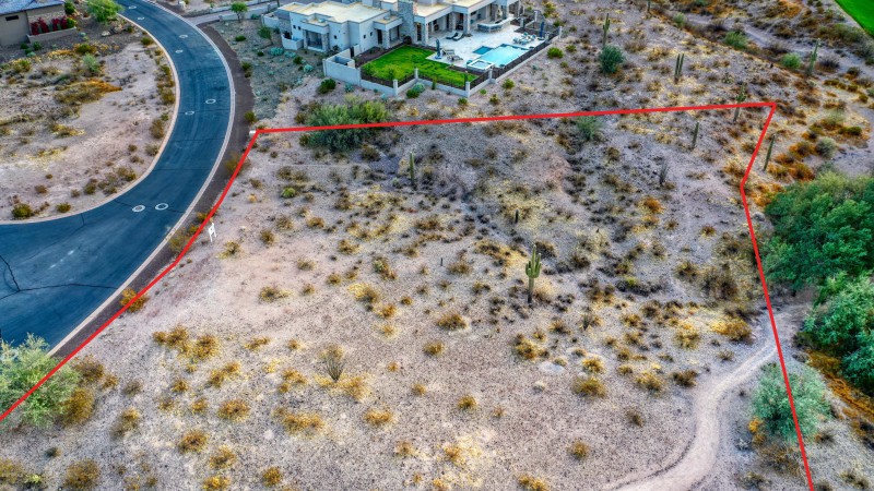 BLACKSTONE LOT 10