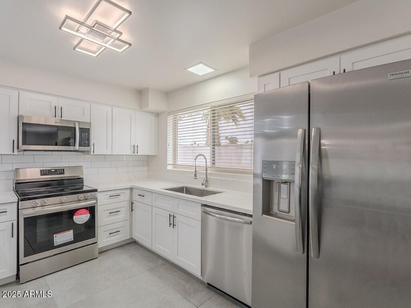006_Kitchen Area