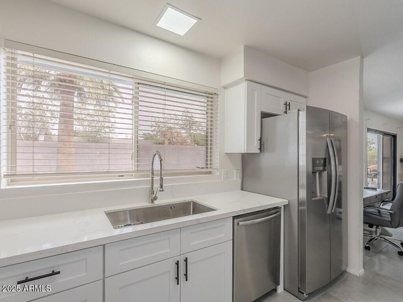 007_Kitchen Area