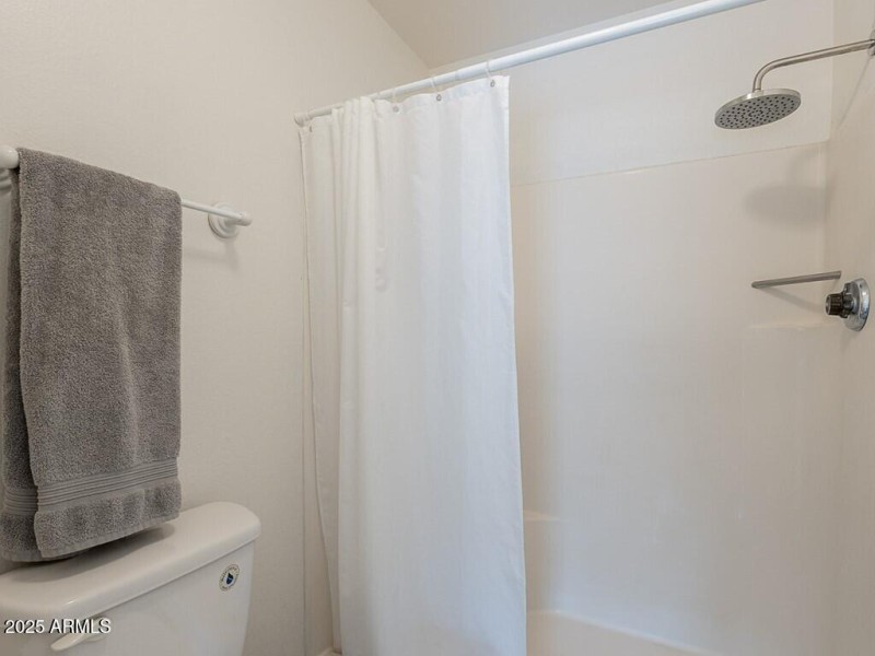 024_Master Bathroom