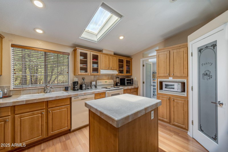 2041HaciendaWay-ShowLow-AZ-11