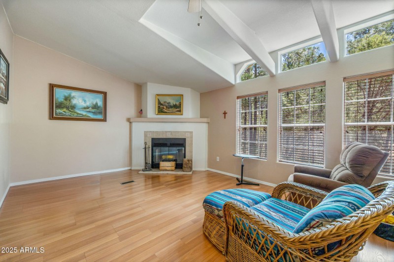 2041HaciendaWay-ShowLow-AZ-Removals-1