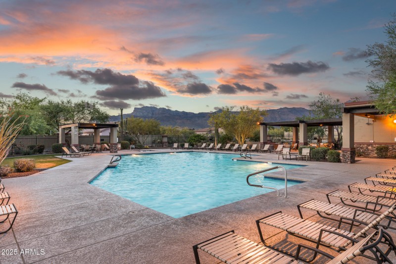02_Lap Pool_Superstition Foothills