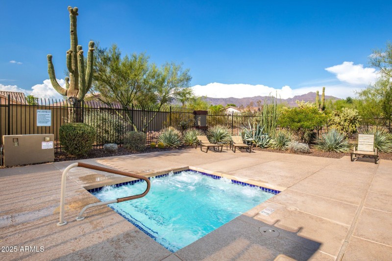 04_Community Spa_Superstition Foothills