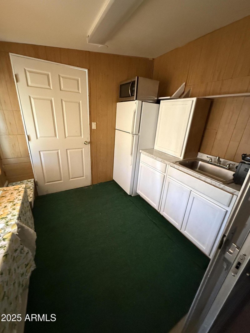 Kitchenette