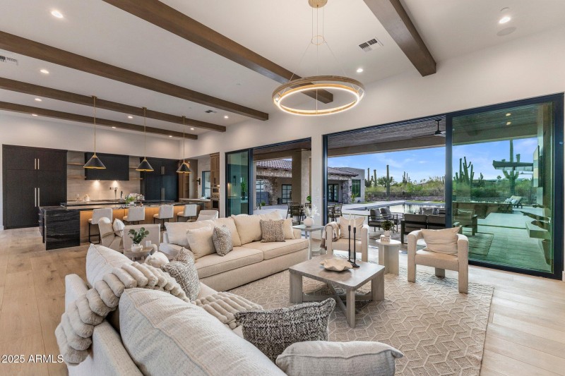 Indoor outdoor living