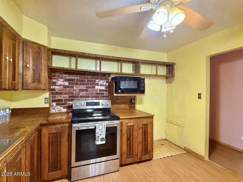 16 Kitchen Convection Oven