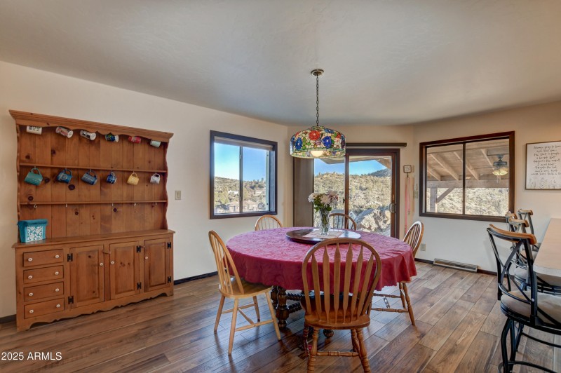 Dining Area 1