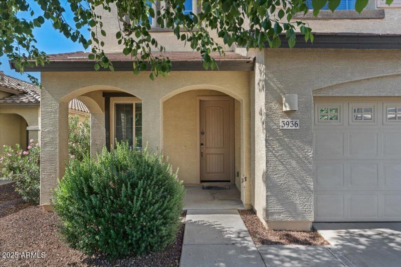03-Front entry