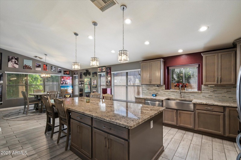 Kitchen 4
