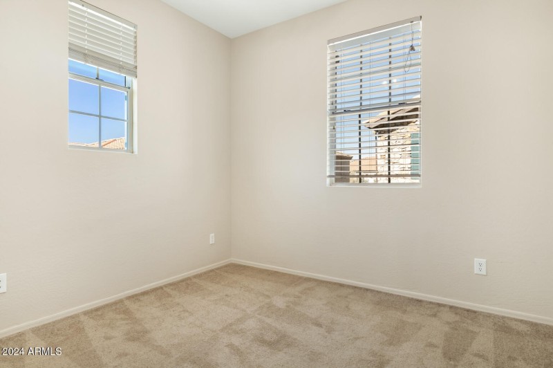 4716 E Red Oak Lane Gilbert - 316