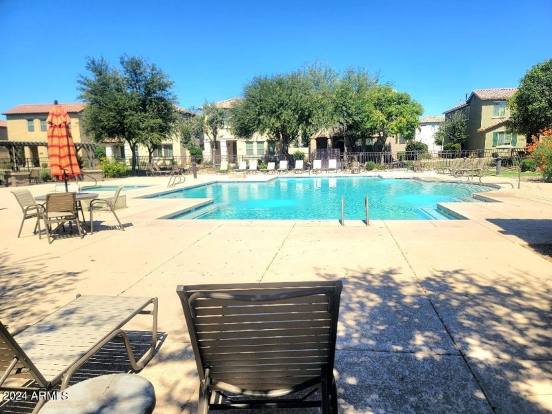 Pool 2