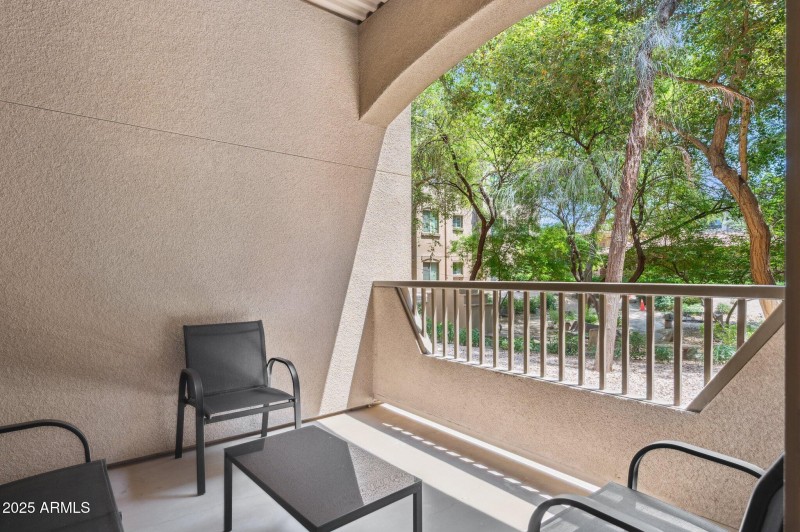 24-web-or-mls-5350-e-deer-valley-dr-1214