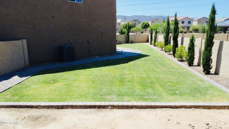 B7DD1E06-81E8-49C3-BCB3-EF8E49DFFC4D_1_2