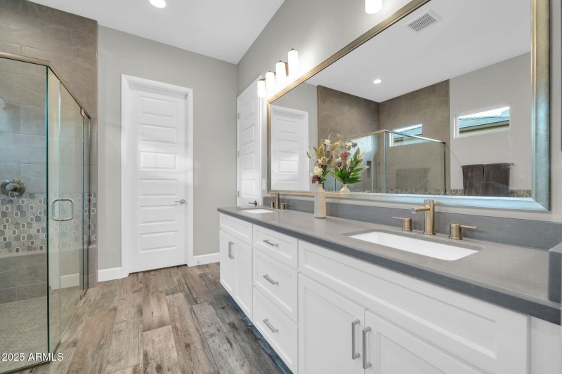 Double Sink Vanity