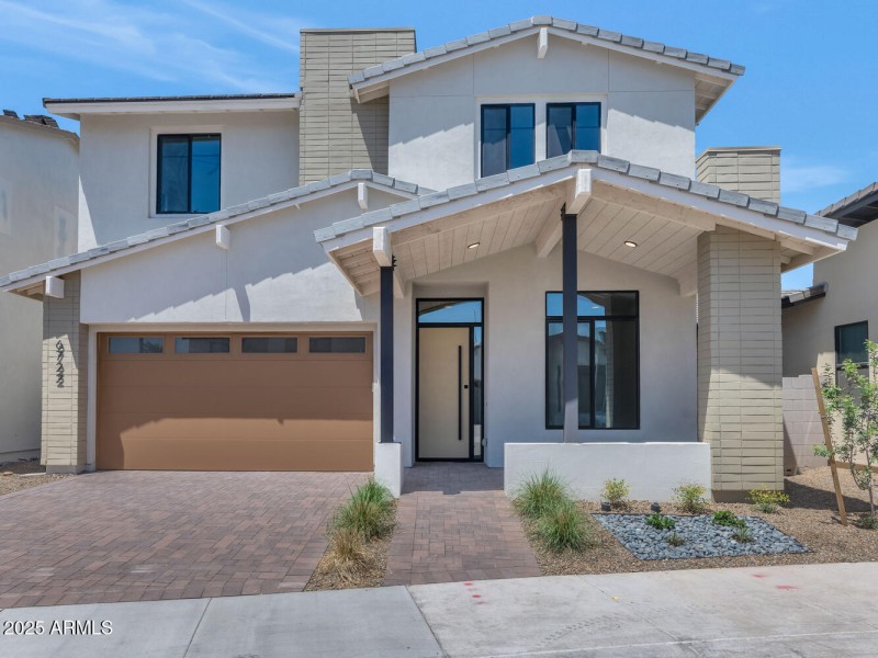 6722 N 9th Dr-large-006-032-6722 N 9th D